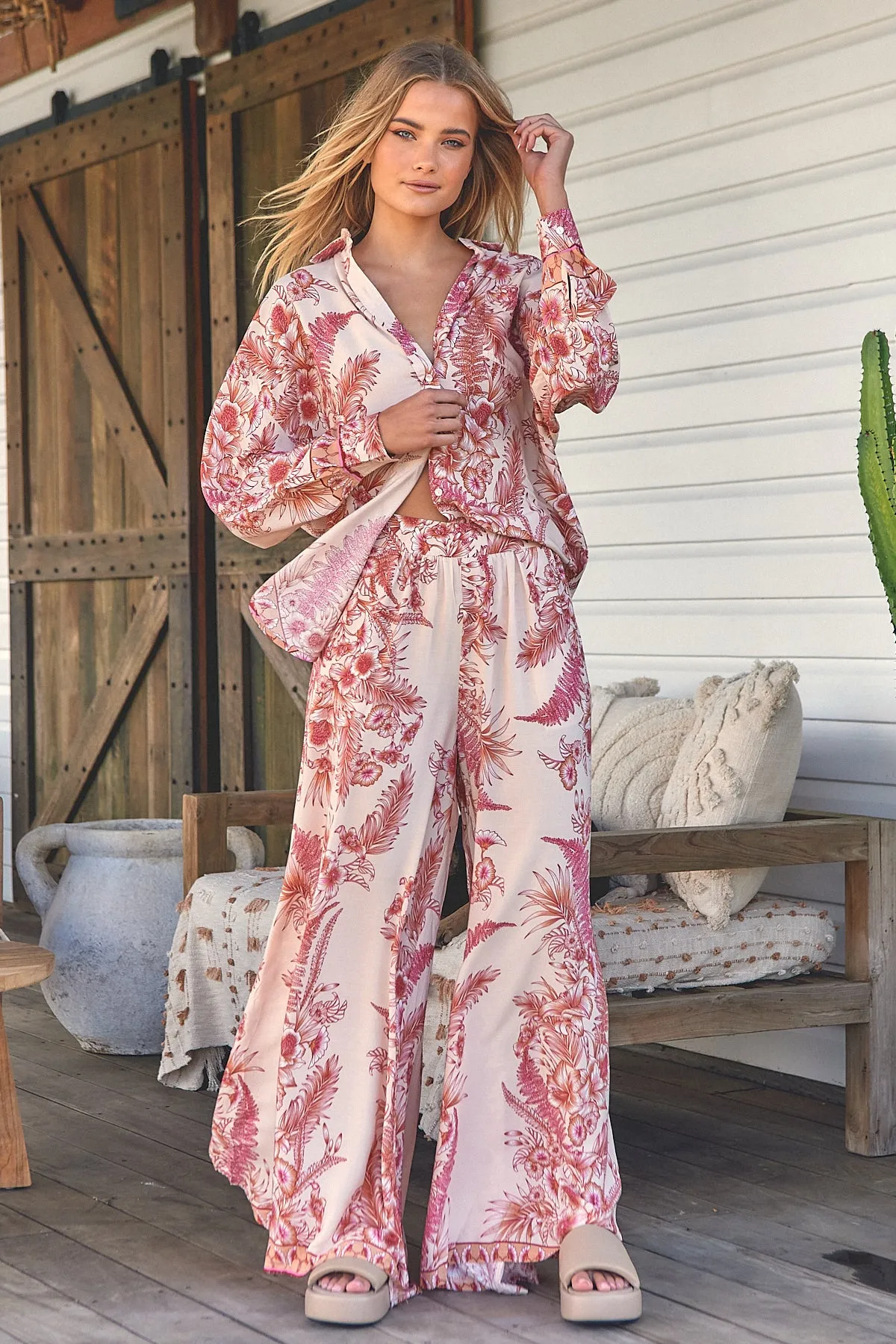 Balmy Nights Print Bombay Pants