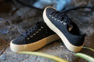 EcoChic Hakoba Sneakers – Black