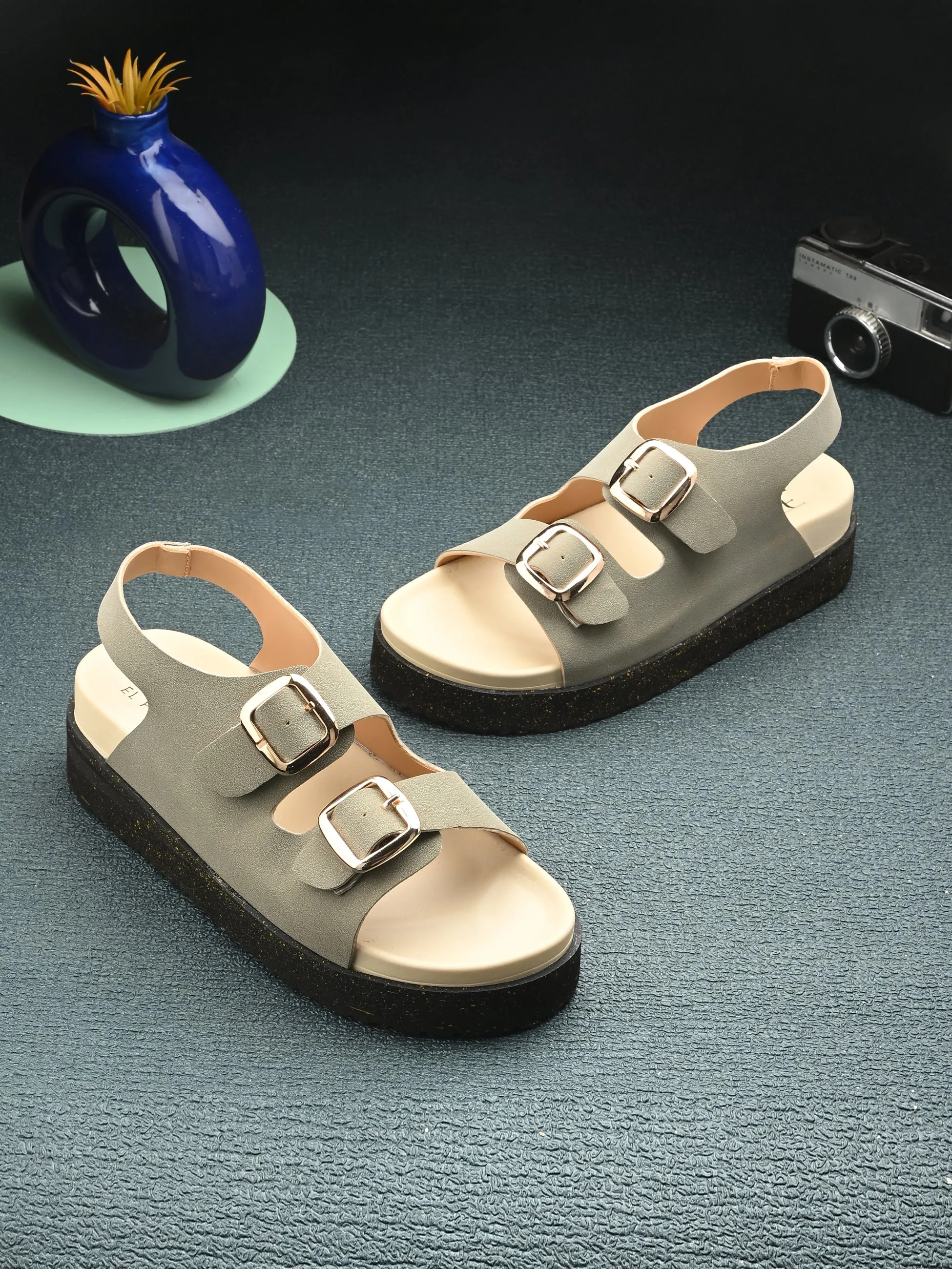 El Paso Buckles Platform Sandals