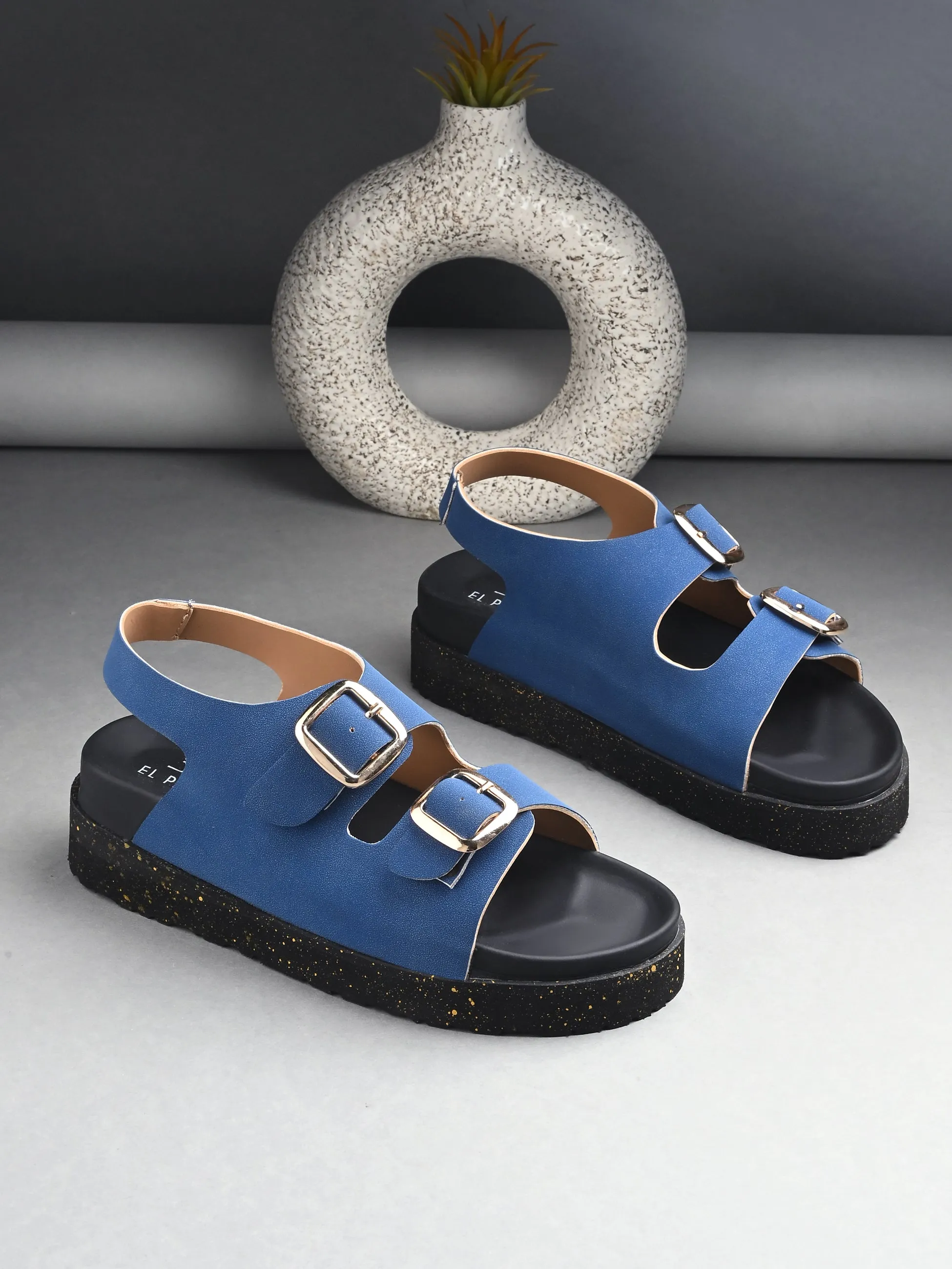 El Paso Buckles Platform Sandals