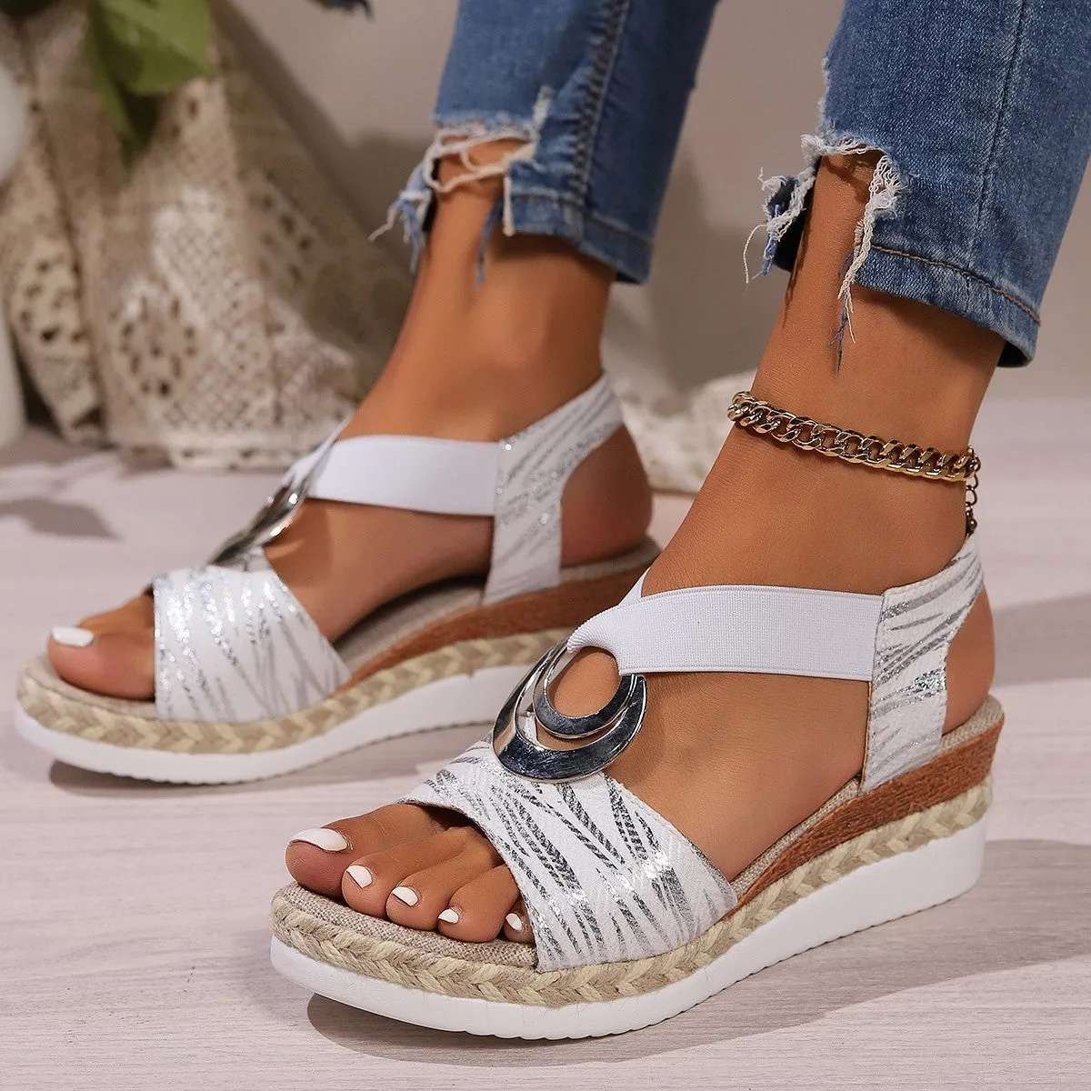 Plus Size Women's Metal Buckle Decorative Hemp Rope Sandals