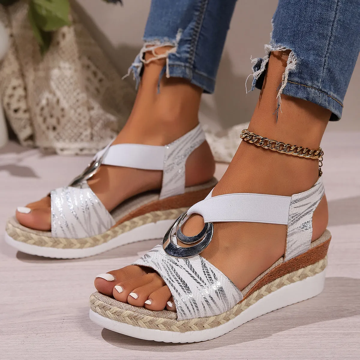 Plus Size Women's Metal Buckle Decorative Hemp Rope Sandals
