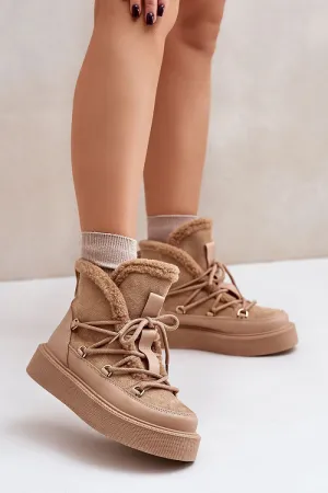 Snow boots