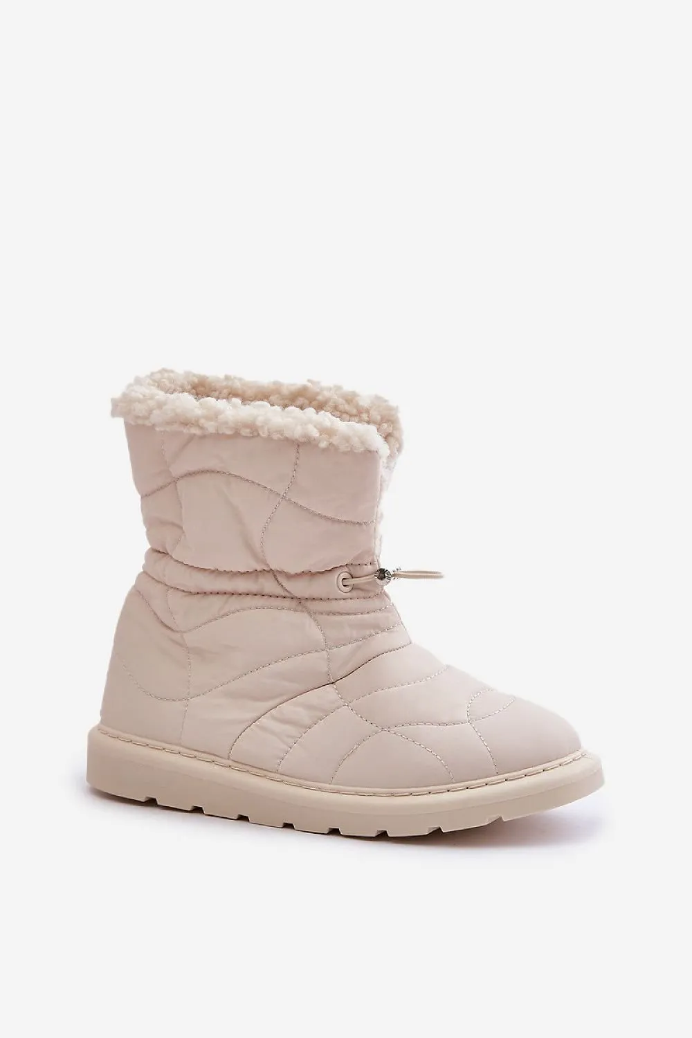 Snow boots