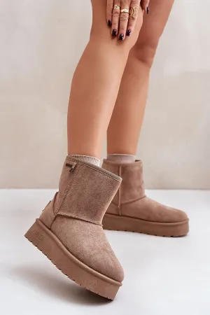 Snow boots
