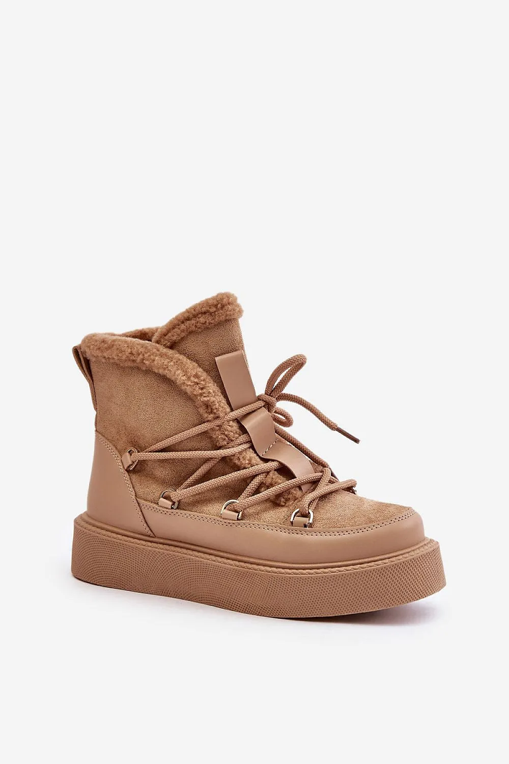 Snow boots