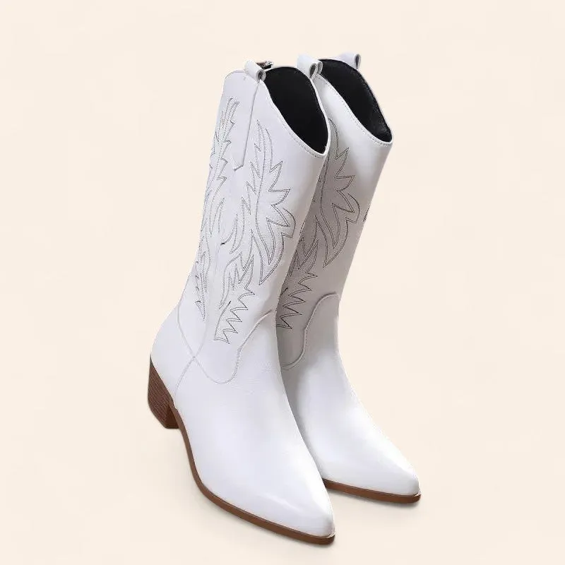 White cowboy boots with classic embroidery - N°5