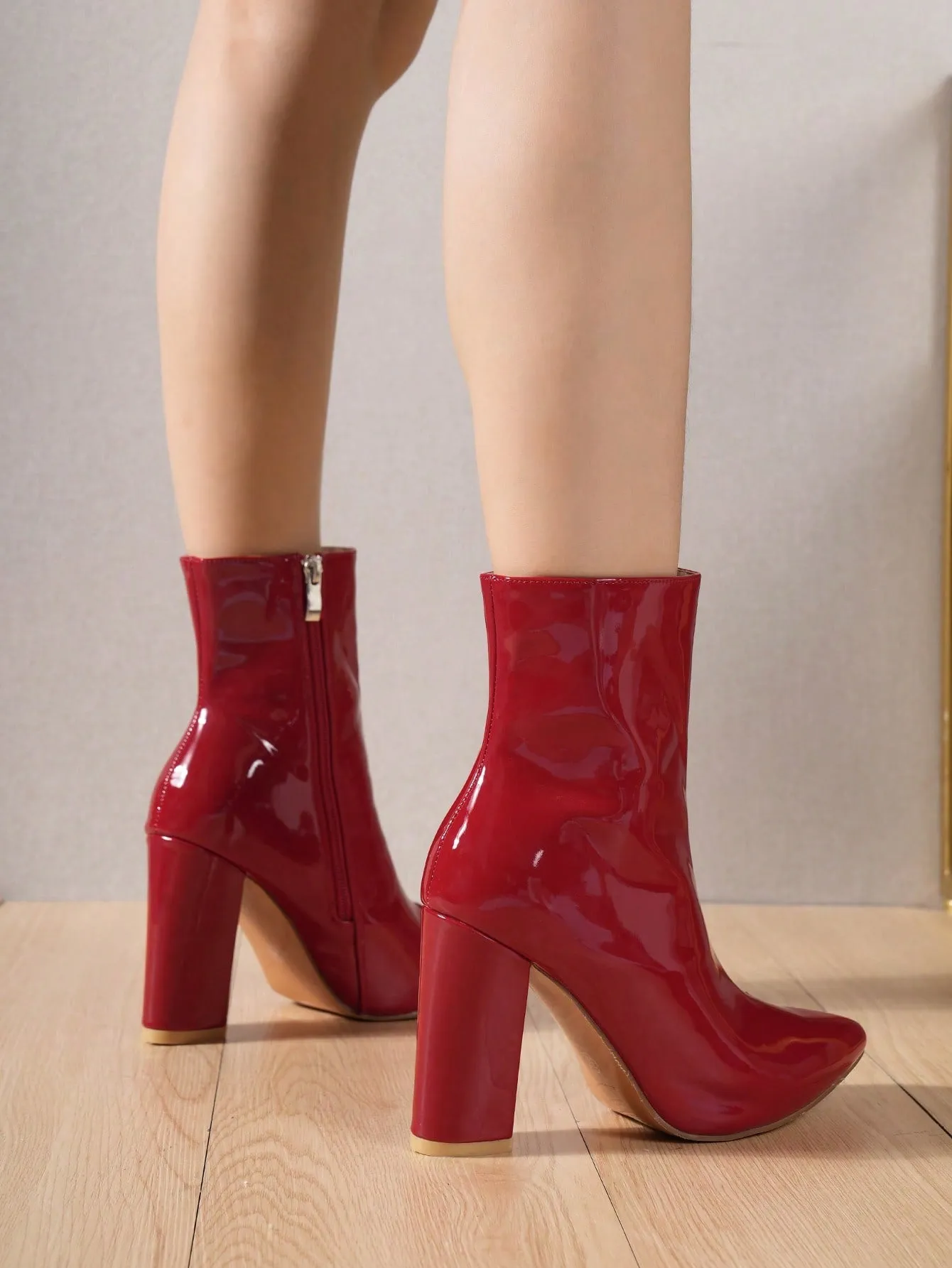 Women's Fashionable Boots, Silver Metallic Pointed Toe Chunky Heel Ankle Boots With Adhesive Design